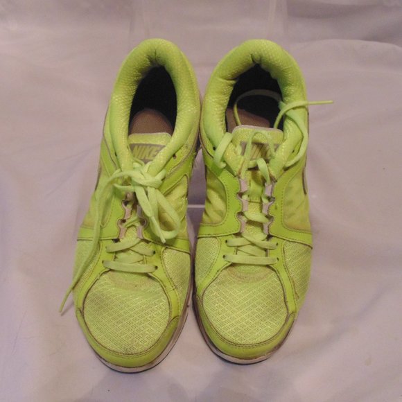 Women’s Nike Dual Fusion Run 3 Bright Yellow Running Walking 525752-700  size 9 - Picture 1 of 11